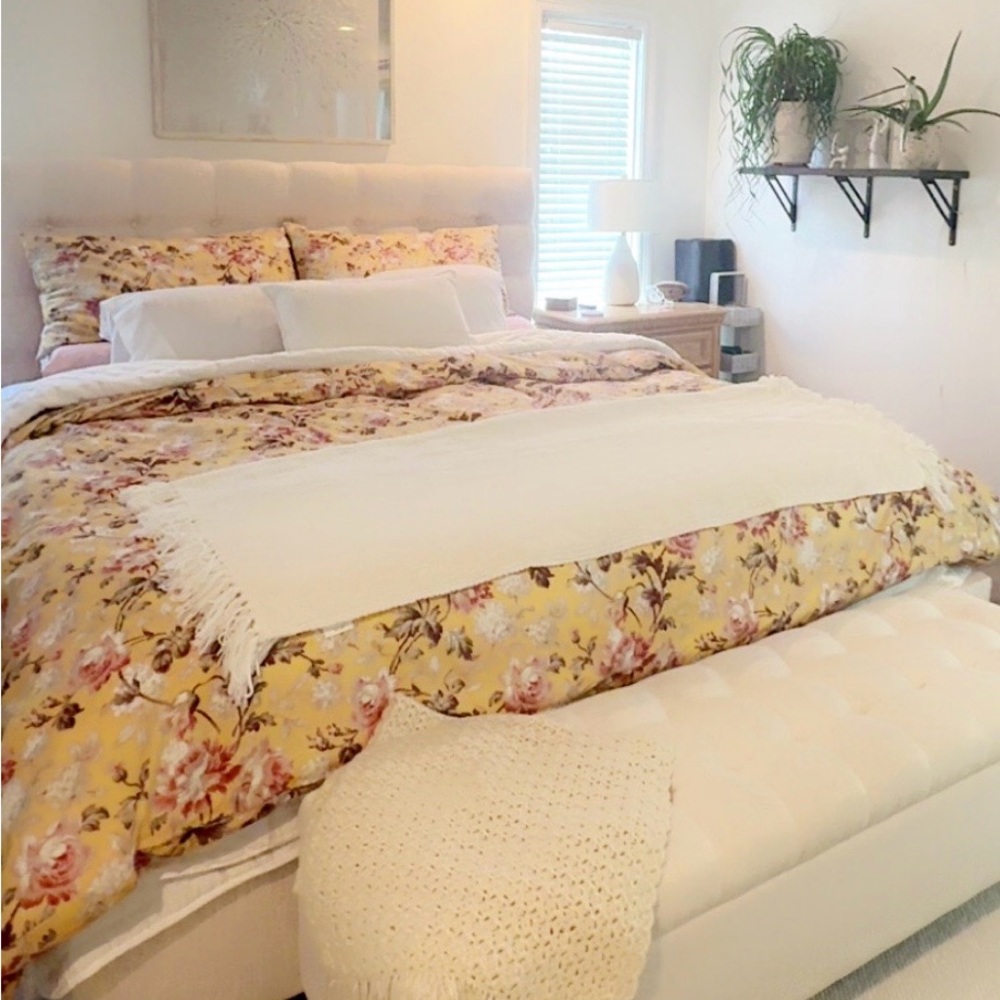 Pottery Barn Yellow Floral Duvet Cover with Sleep Number True Temp Sheets